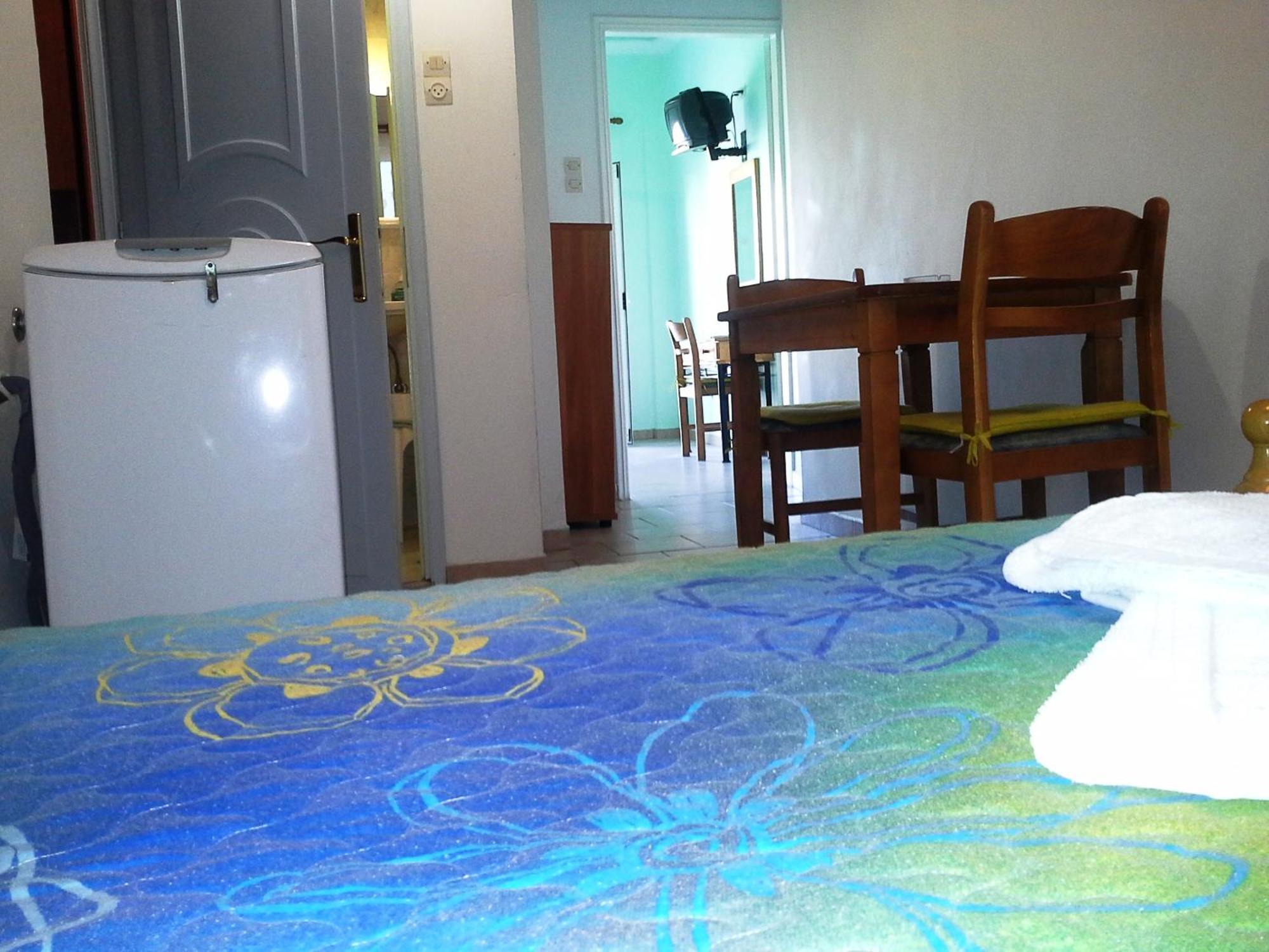 Apergis Rooms エルムポリ 部屋 写真